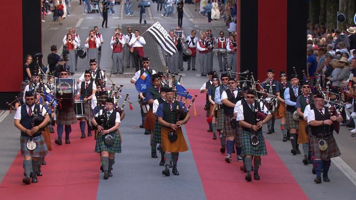 La Grande Parade du Festival interceltique de Lorient.